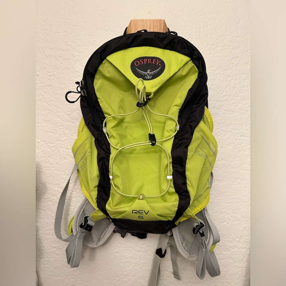 Osprey Rev 6 Hydration Pack - 1.5 Liters Water Backpack